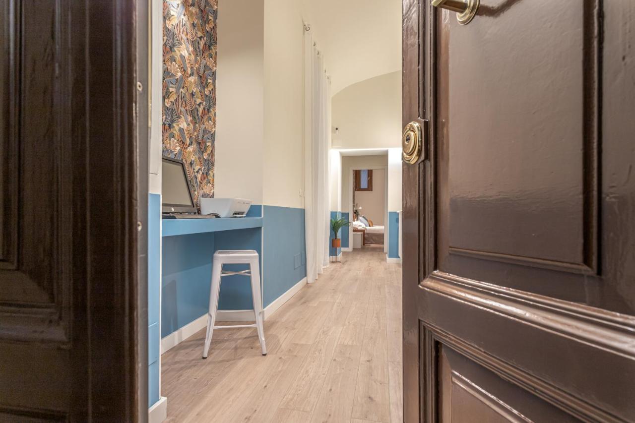 Vittoria Garden Suites Roma Exterior foto